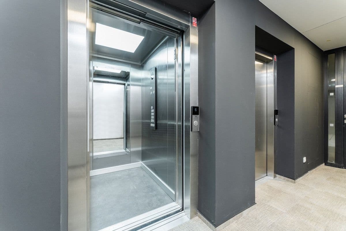 flat to rent, 35 m², Plzeňská, Prague, Prague