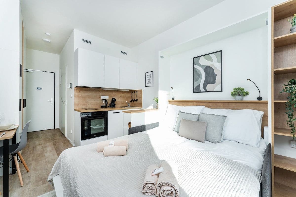 flat to rent, 20 m², Plzeňská, Prague, Prague