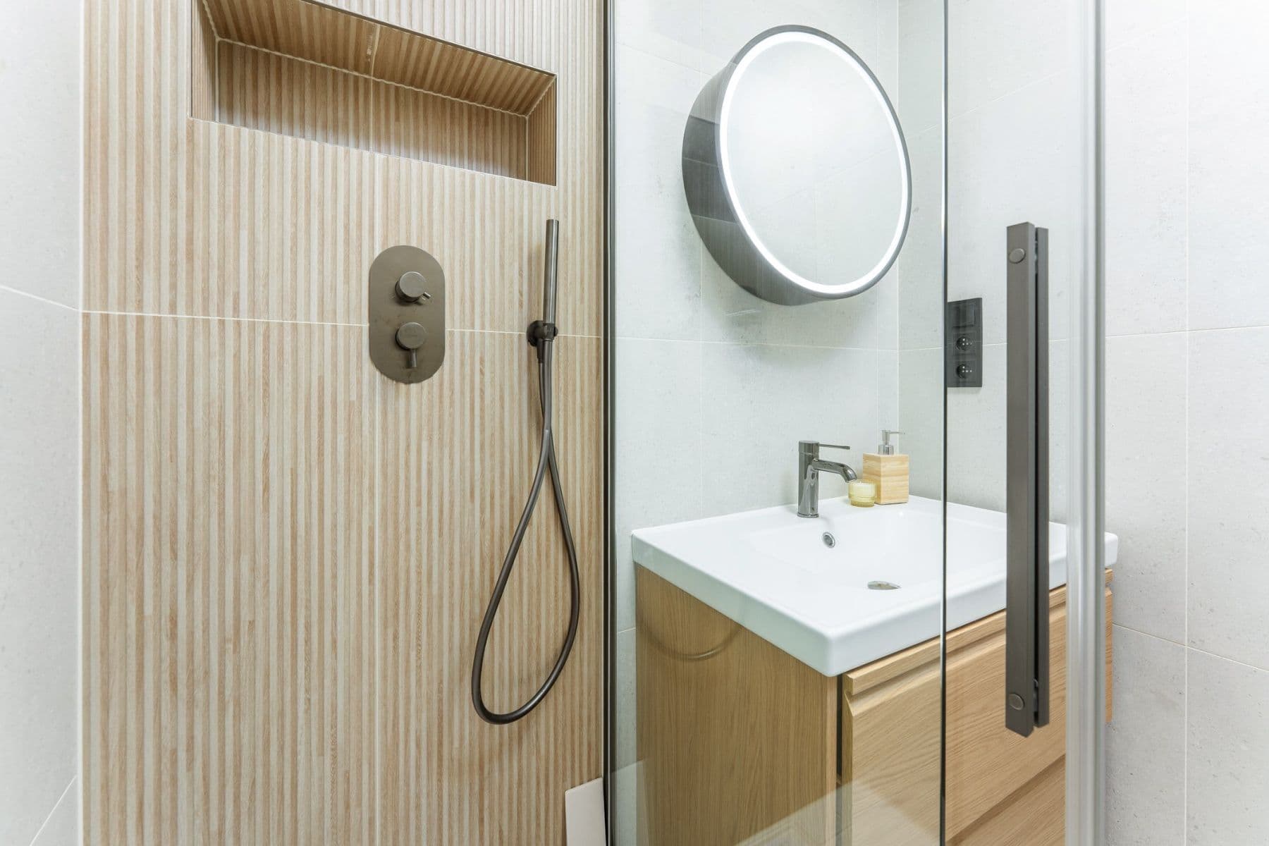 flat to rent, 35 m², Lublaňská, Prague, Prague