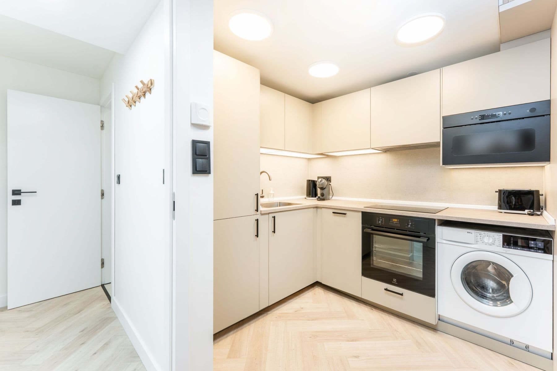 flat to rent, 35 m², Lublaňská, Prague, Prague