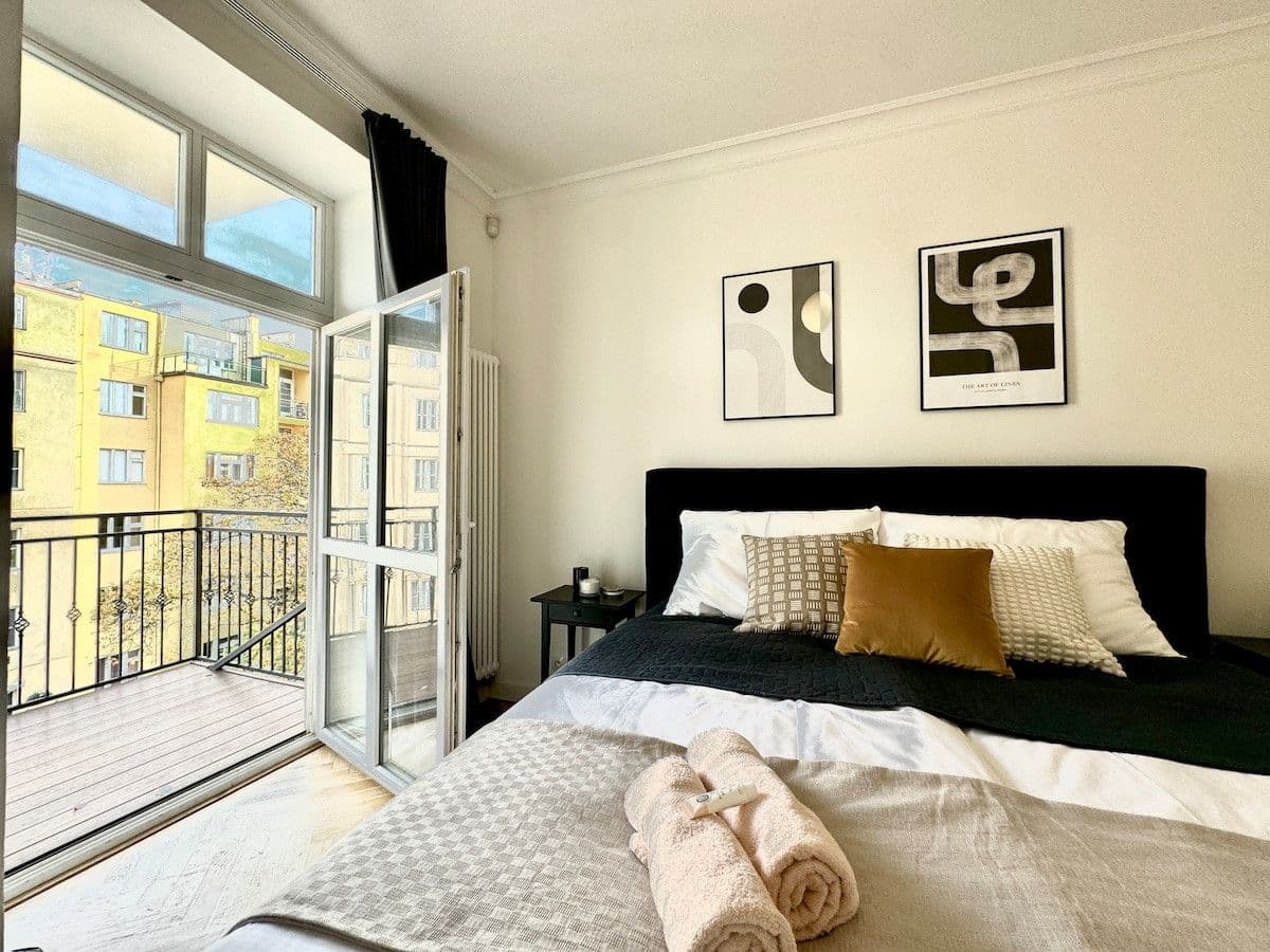 flat to rent, 80 m², Kroftova, Prague, Prague