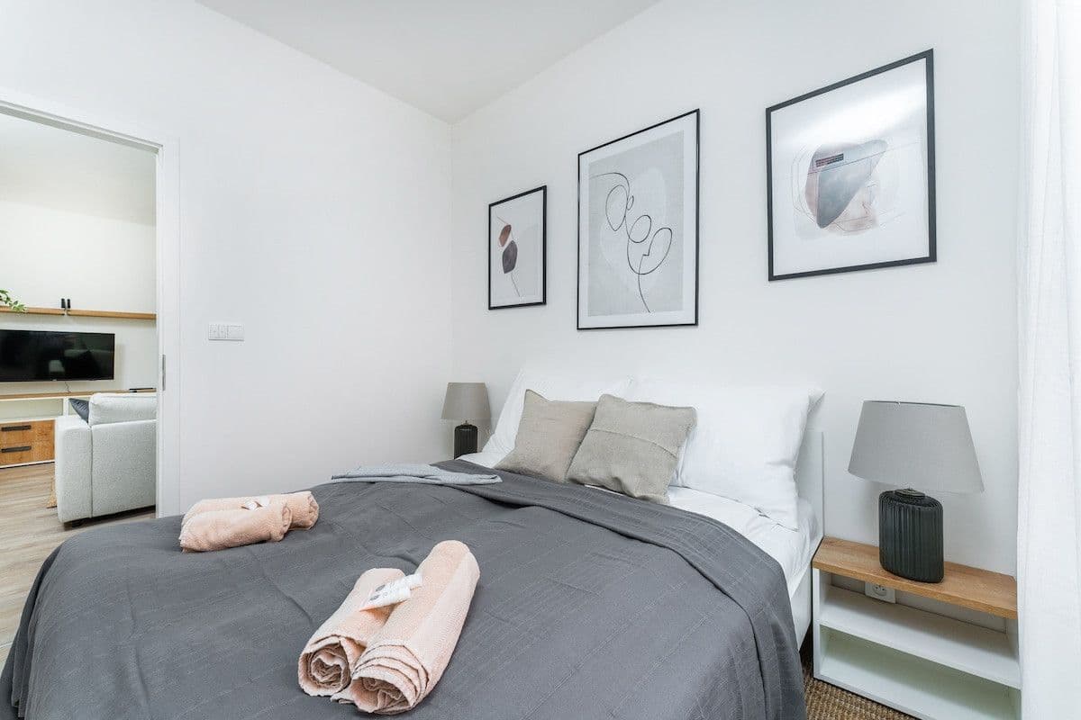 flat to rent, 35 m², Plzeňská, Prague, Prague