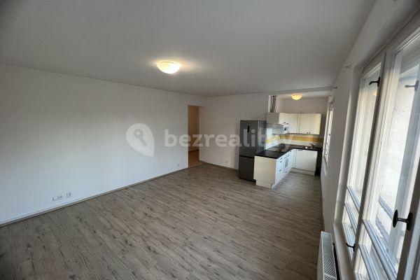 1 bedroom with open-plan kitchen flat to rent, 47 m², Husova, Úvaly