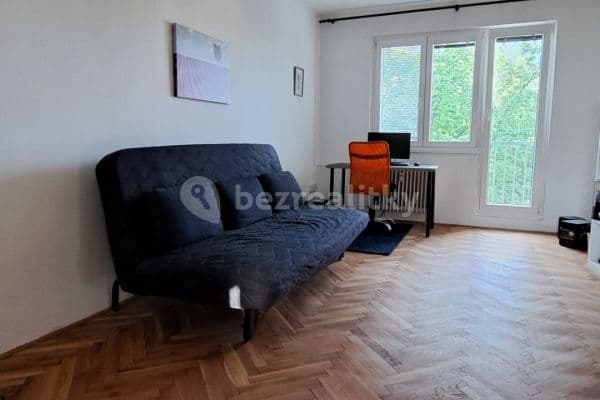 2 bedroom flat to rent, 53 m², Vitry, Kladno, Středočeský Region