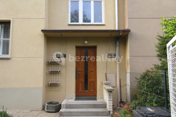 1 bedroom flat to rent, 60 m², Pod Děvínem, Praha 5