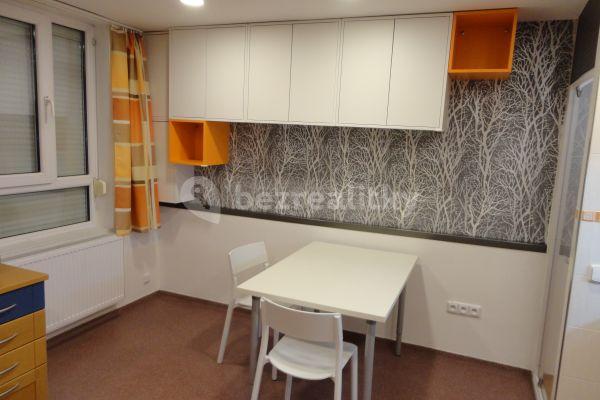 Studio flat to rent, 22 m², 