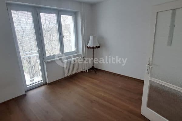 3 bedroom flat to rent, 56 m², Dětská, Hlavní město Praha