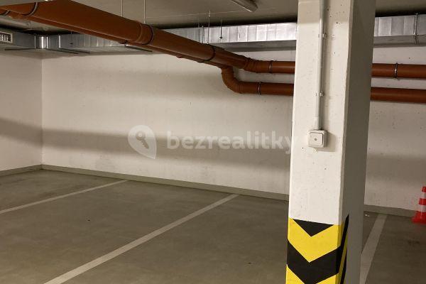 garage to rent, 12 m², Heinemannova, Prague, Prague