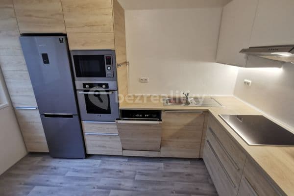 3 bedroom flat to rent, 70 m², Na Honech I, Zlín