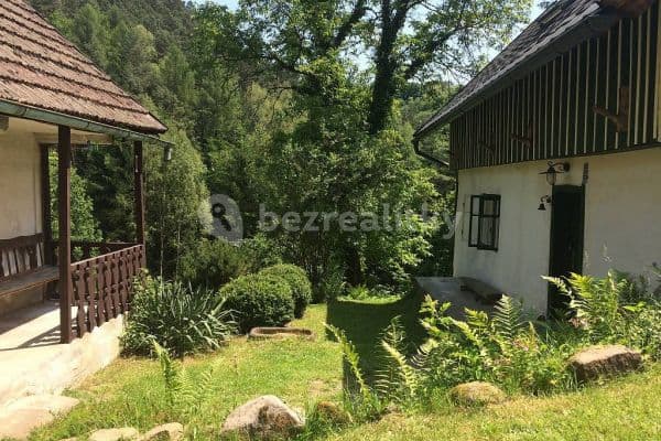 recreational property to rent, 0 m², Skalany