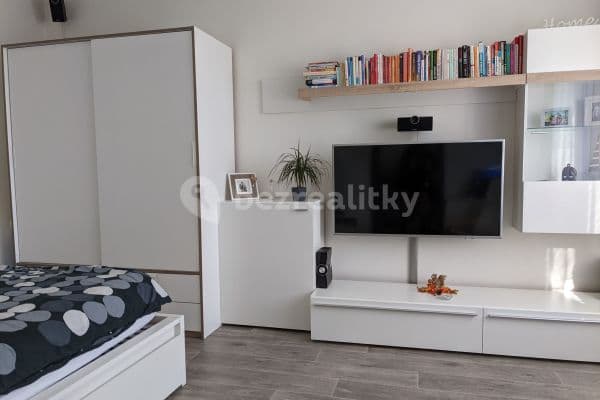 1 bedroom flat to rent, 37 m², Jahodová, Karlovy Vary