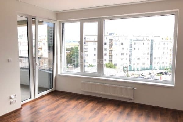 1 bedroom with open-plan kitchen flat to rent, 55 m², U Pergamenky, Hlavní město Praha