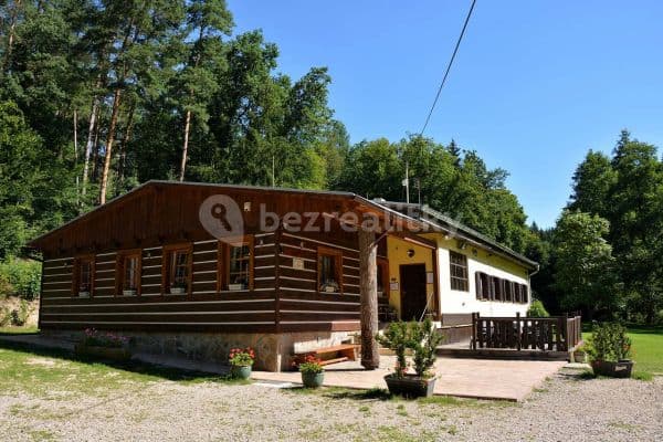 recreational property to rent, 0 m², Louňovice pod Blaníkem