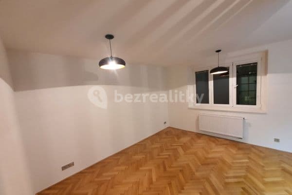 1 bedroom with open-plan kitchen flat to rent, 50 m², Kladenská, Hlavní město Praha