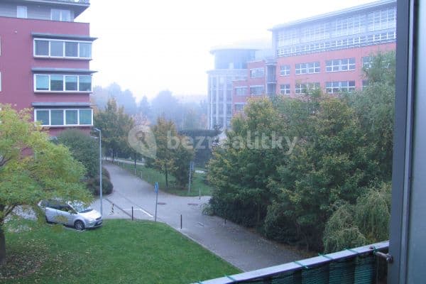 1 bedroom with open-plan kitchen flat to rent, 54 m², Ke Strašnické, 