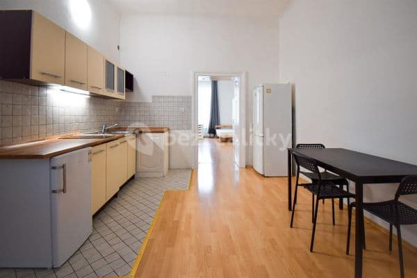 3 bedroom flat to rent, 95 m², Brno, Jihomoravský Region