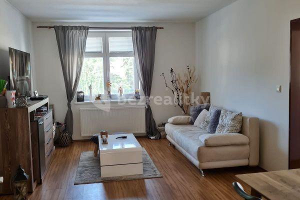 2 bedroom flat to rent, 70 m², Karlovarská, Nejdek, Karlovarský Region