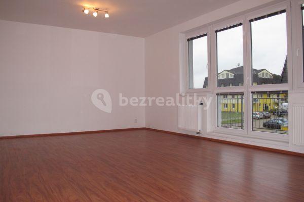 Studio flat to rent, 48 m², 