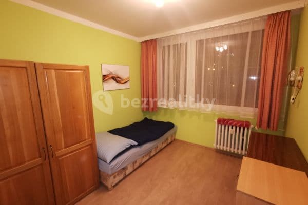 4 bedroom flat to rent, 10 m², Štětínská, Prague, Prague