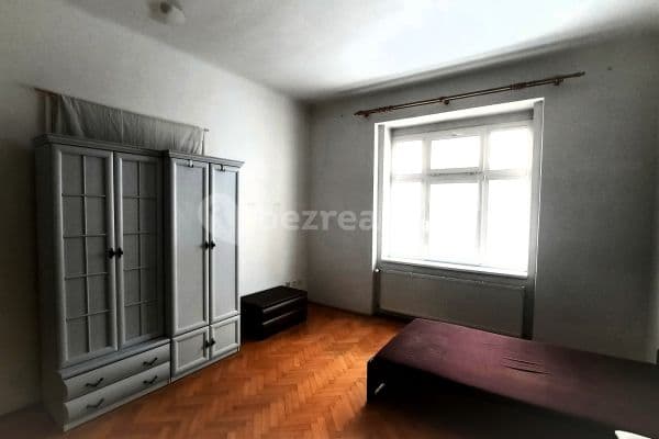 4 bedroom flat to rent, 20 m², Mařákova, Prague, Prague