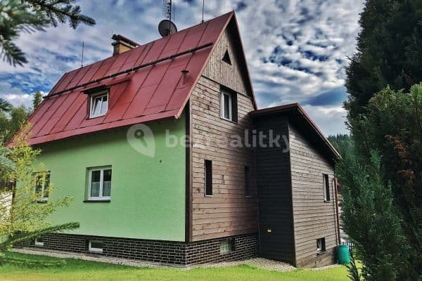 recreational property to rent, 0 m², Pernink