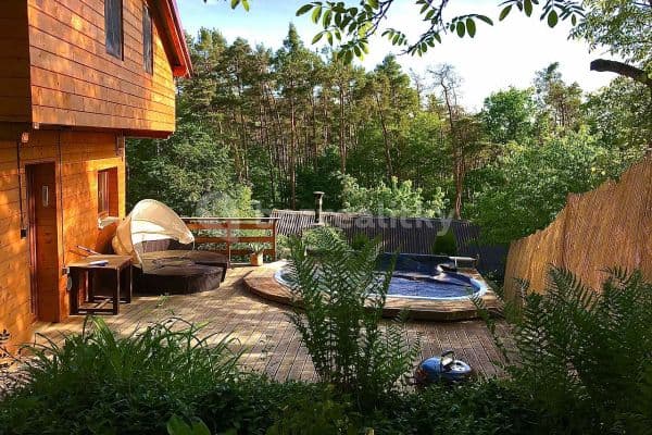 recreational property to rent, 0 m², Petrov