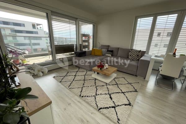 2 bedroom with open-plan kitchen flat to rent, 80 m², Moskalykova, Brno, Jihomoravský Region