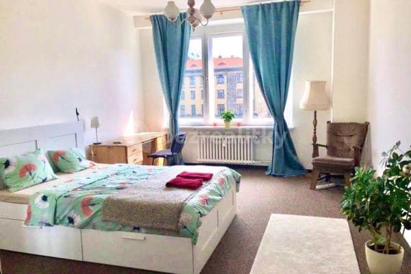 2 bedroom flat to rent, 98 m², Klimentská, Prague, Prague