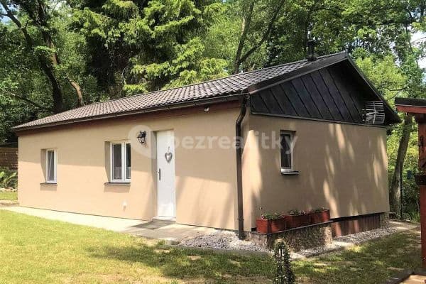 recreational property to rent, 0 m², Čeraz