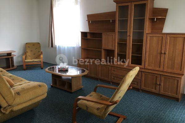 3 bedroom flat to rent, 83 m², Purkyňova, Kladno