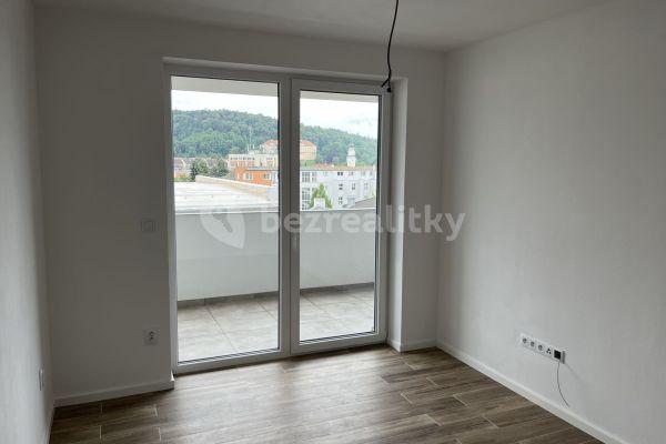1 bedroom with open-plan kitchen flat for sale, 65 m², Hybešova, Boskovice