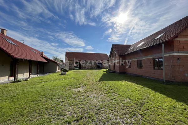 house for sale, 591 m², 