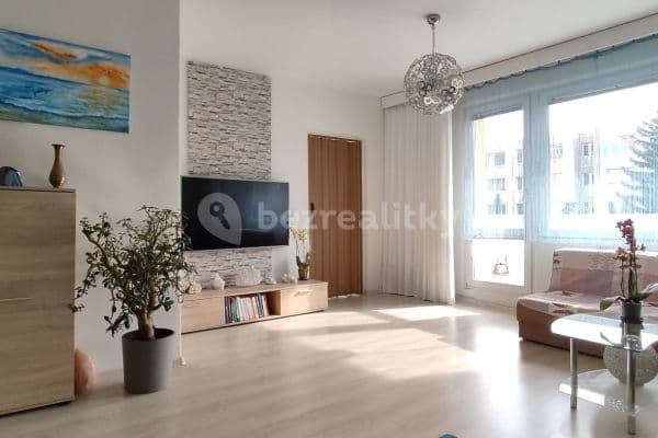 4 bedroom flat to rent, 80 m², Bořetická, Brno
