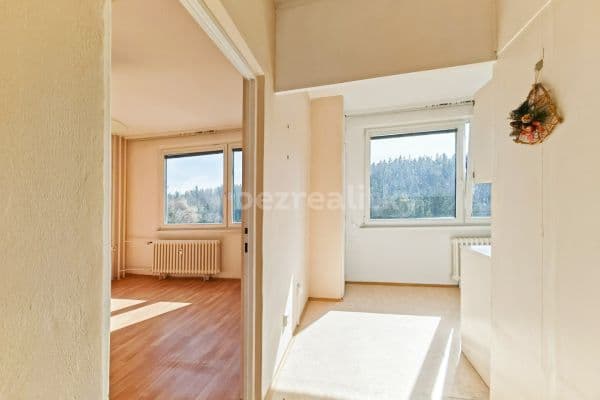 1 bedroom flat for sale, 34 m², Na Sluneční Stráni, 
