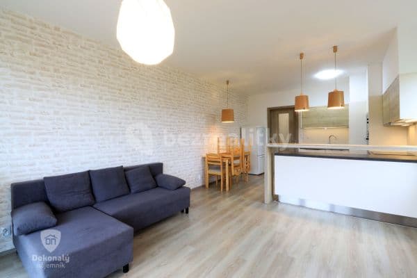 1 bedroom with open-plan kitchen flat to rent, 49 m², Mantovská, 