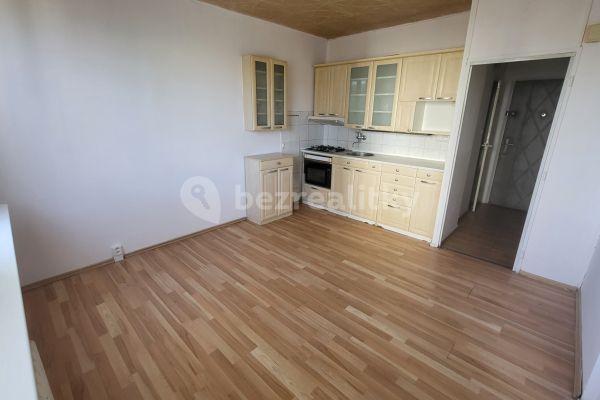1 bedroom flat to rent, 38 m², Glennova, Ústí nad Labem, Ústecký Region