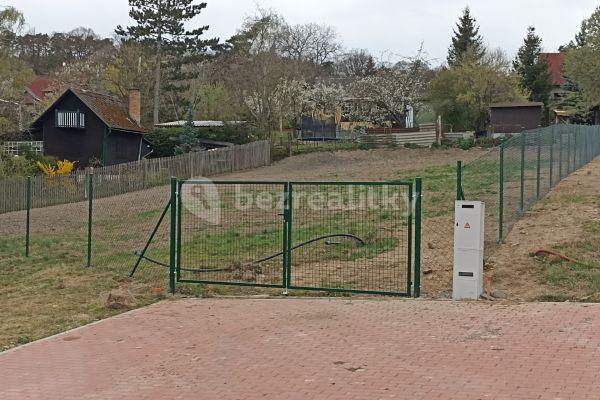 plot to rent, 836 m², Černolice