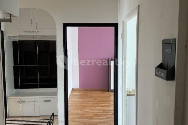 2 bedroom flat to rent, 70 m², Kpt. Jaroše, Tábor, Jihočeský Region