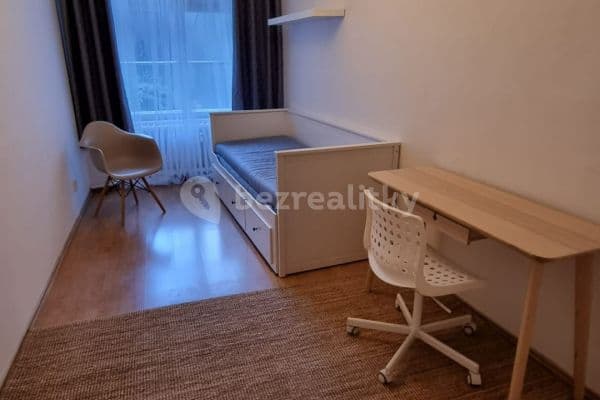 1 bedroom with open-plan kitchen flat to rent, 46 m², Chocholouškova, Praha