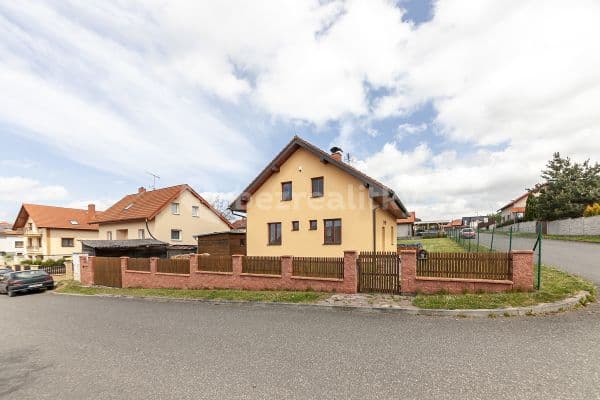 house for sale, 135 m², Spojovací, 