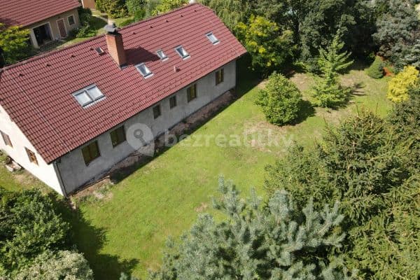 house for sale, 241 m², Lužnice