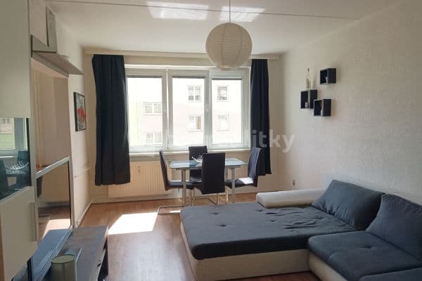 3 bedroom flat for sale, 67 m², Komenského, 