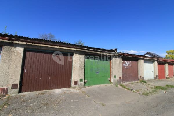 garage for sale, 27 m², Cheb, Karlovarský Region