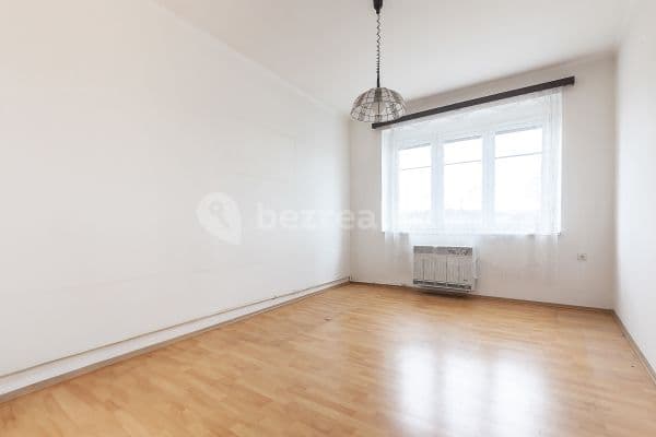 1 bedroom with open-plan kitchen flat for sale, 53 m², Jateční, 
