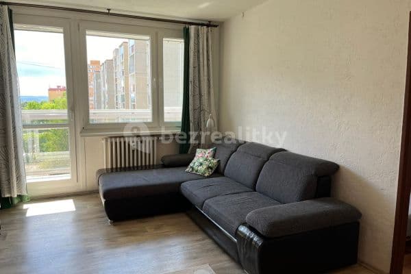 3 bedroom flat to rent, 75 m², Svídnická, Hlavní město Praha