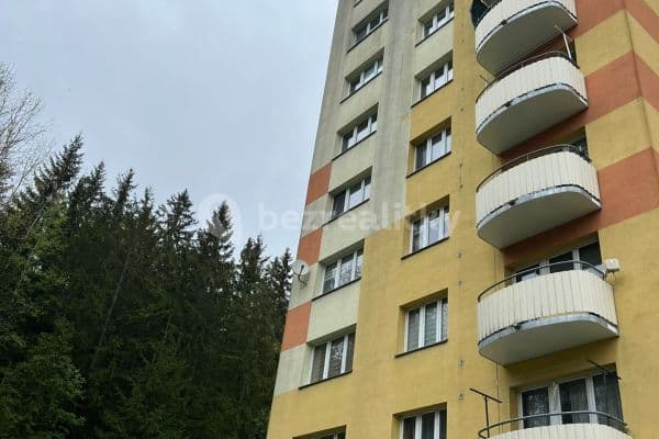 3 bedroom flat for sale, 74 m², Loučovice