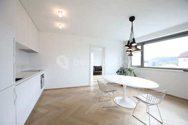 2 bedroom with open-plan kitchen flat for sale, 74 m², Komenského, Letovice