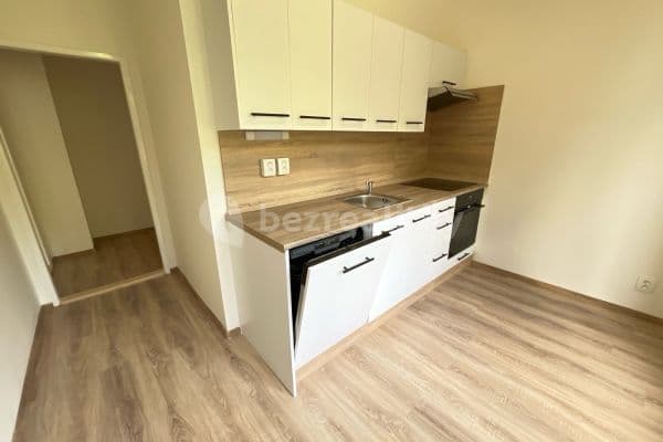 2 bedroom flat to rent, 48 m², 1. máje, 