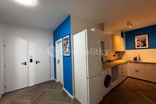 3 bedroom flat to rent, 73 m², Bulharská, Hlavní město Praha