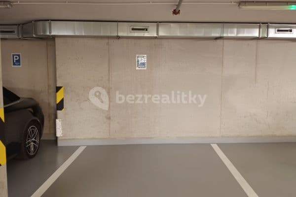 garage to rent, 12 m², Pod Barvířkou, Prague, Prague